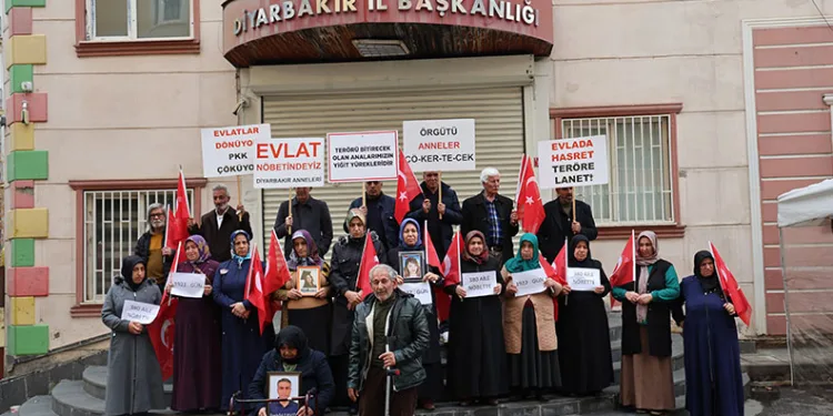 FETÖ’ye üye olmaktan aranan şahsı JASAT yakaladı