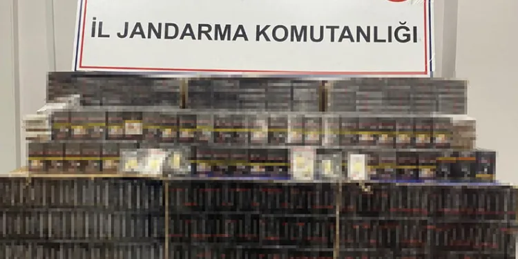 Dilovası’nda kaçak sigara operasyonu: 2 gözaltı