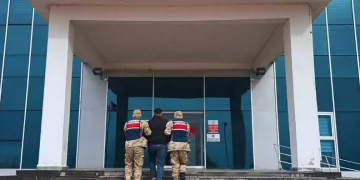 Samsun’da bir evde çok sayıda silah ve mühimmat ele geçirildi