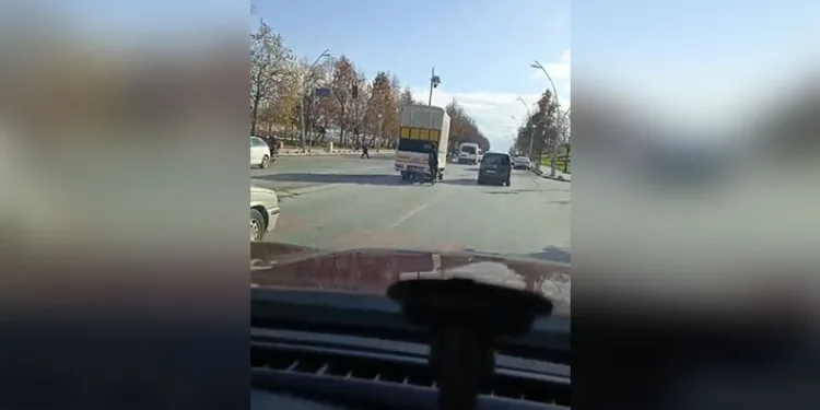Araç içinde tabancayla vurularak ölen kadın toprağa verildi