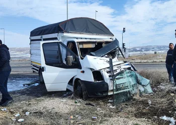 Domuz avında ayı saldırısına uğrayan eski muhtar ağır yaralandı