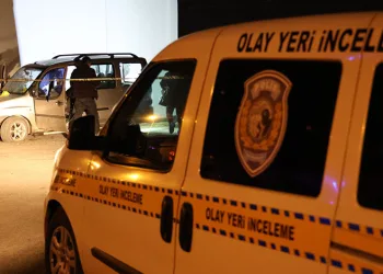 İki gencin kız kavgasında dede tüfekle vuruldu