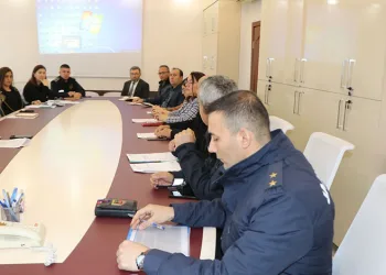 Aksaray’da bıçaklı kavga: 1 yaralı