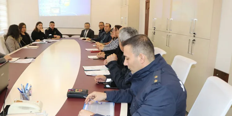 Aksaray’da bıçaklı kavga: 1 yaralı