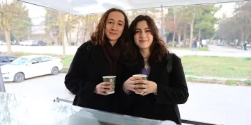 Büyükşehir’den öğrencilere sıcak çorba ikramı