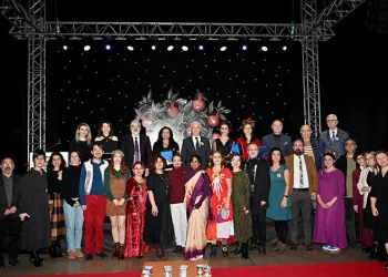 Bursa’da masal dünyasına renkli yolculuk