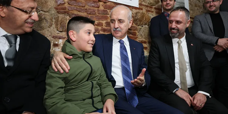 ABD’li eski askerden Kongre’de İsrail protestosu: “İsrail, çocukları diri diri yakıyor”