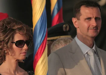 Kremlin Esad’ın eşi Esma Esad’ın boşanmak istediği iddialarını yalanladı