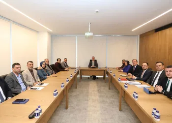 “İnegöl’ü seven herkesten destek bekliyorum”