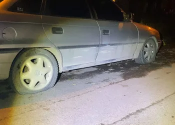 Bursa’da bir şahıs park halindeki 5 aracın lastiklerini kesti