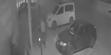 Çeşitli suçlardan aranan 2 şahıs jandarma tarafından yakalandı