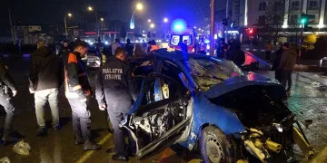 Van Gölü Ekspresi’nin Kirkor Dağı eteklerindeki muhteşem görüntüsü büyülüyor