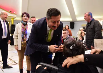 “Asıl engel bireylerde değil, kentlerde”