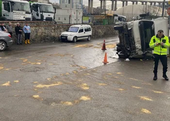 Elindeki cisimle araçları çizdi, rahat tavırları ‘pes’ dedirtti