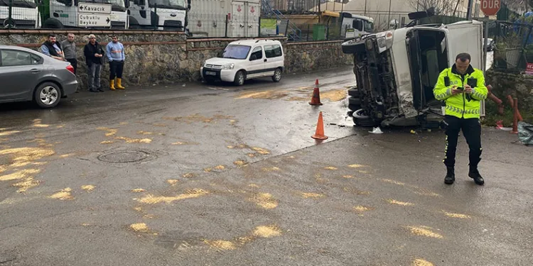Elindeki cisimle araçları çizdi, rahat tavırları ‘pes’ dedirtti