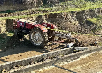 Güngören’de çöken 5 katlı binanın bitişiğindeki 2 bina tahliye edildi