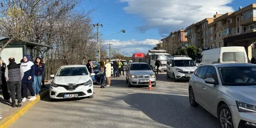 Sahte banka kartı ve kredi kartı üreten şahıs Ayvalık polisinden kaçamadı