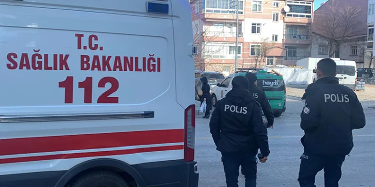 Kasten yaralama suçundan aranan şahsı jandarma yakaladı