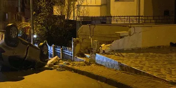 Çorlu’da apartman yangını: Balkonda mahsur kalan şahsı itfaiye kurtardı