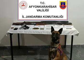 Tokat’ta inşaat kazısında toprak kayması yaşandı, 5 daire boşaltıldı