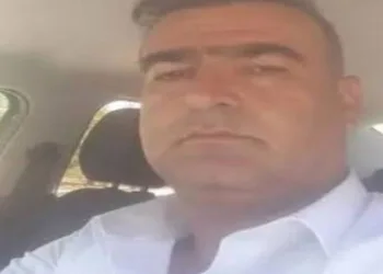 Falezlerden denize uçan araca ulaşıldı, kayıp sürücü aranıyor