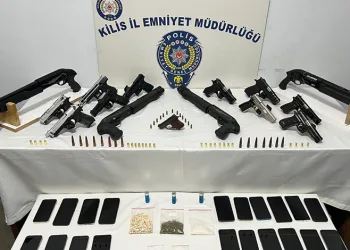 Kişisel verilere hukuka aykırı ele geçiren kaçak şahıs yakalandı