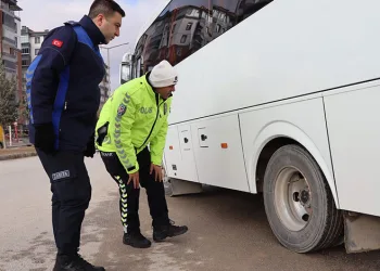 Uşak’ta yılbaşı öncesi sahte içki operasyonu