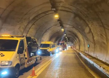 Beykoz’da sürücüler arasında yol verme kavgası kanlı bitti: 1 ağır yaralı