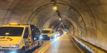 Beykoz’da sürücüler arasında yol verme kavgası kanlı bitti: 1 ağır yaralı