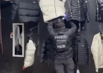 Kaza yapan araca başka otomobil çarptı: 2 ölü