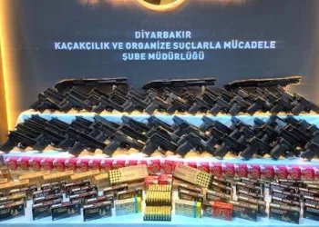 Çorum’da yapılan denetimlerde 5 adet silah ele geçirildi