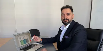 Kremlin Esad’ın eşi Esma Esad’ın boşanmak istediği iddialarını yalanladı