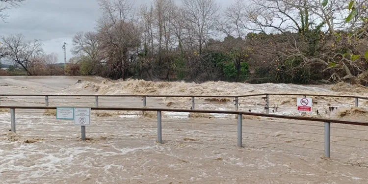 Manavgat’ı sağanak vurdu