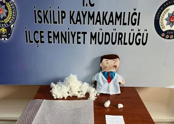 Kütahya Çiniciler Çarşısı’nda sahte para operasyonu: 2 gözaltı