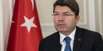 Hama’da muhaliflerden şükür namazı