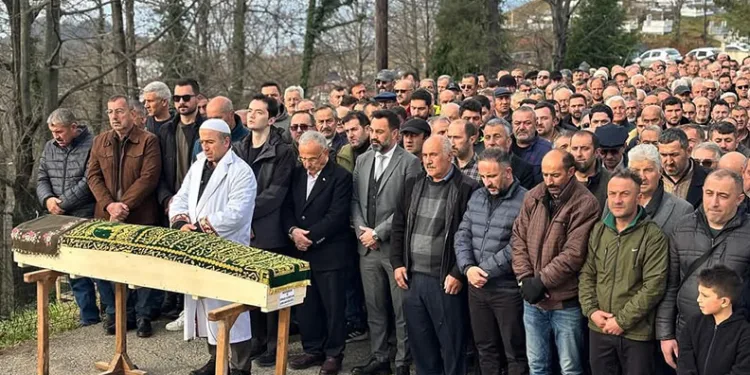 Elindeki cisimle araçları çizdi, rahat tavırları ‘pes’ dedirtti