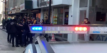Aksaray’da bıçaklı kavga: 1 yaralı