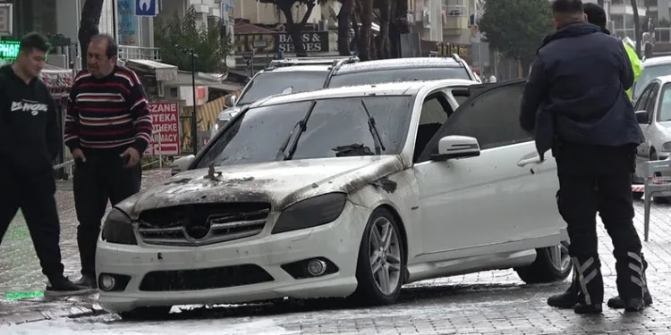 Trenin çarptığı yaya hayatını kaybetti