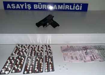 Samsun’da bir evde çok sayıda silah ve mühimmat ele geçirildi