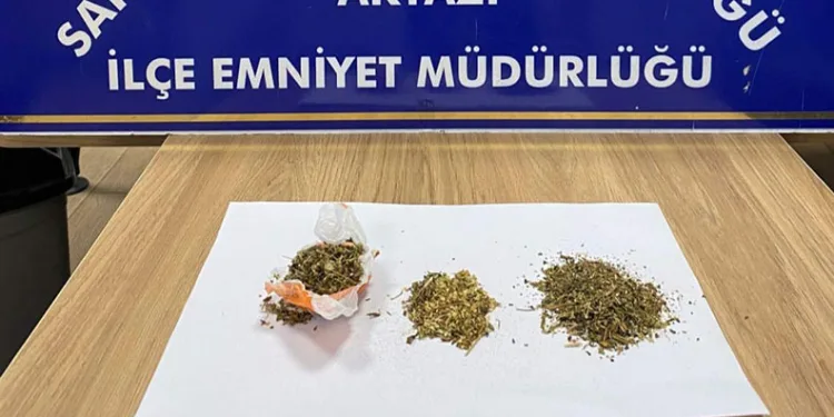 FETÖ’ye üye olmaktan aranan şahsı JASAT yakaladı