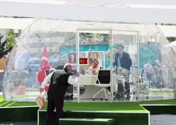 Bayburt’ta öğrenciler hayvanlar için doğaya yiyecek bıraktı