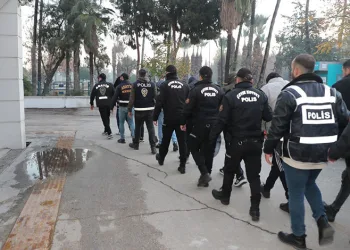 Uşak’ta yılbaşı öncesi sahte içki operasyonu