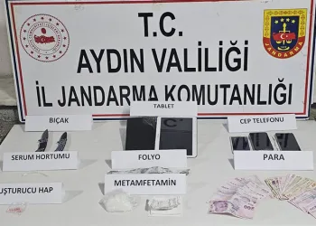 Falezlerden denize uçan araca ulaşıldı, kayıp sürücü aranıyor