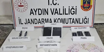 Falezlerden denize uçan araca ulaşıldı, kayıp sürücü aranıyor