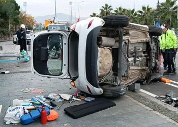 İlk kez ceza yedi, ceza makbuzuyla hatıra fotoğrafı çektirdi