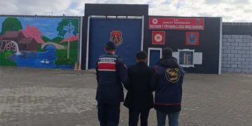 FETÖ’ye üye olmaktan aranan şahsı JASAT yakaladı