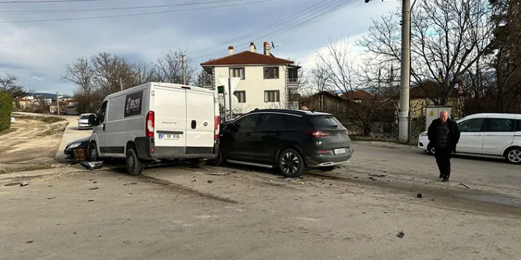 İnşaatın iskelesinden düşen işçi yaralandı