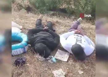 Araç içinde tabancayla vurularak ölen kadın toprağa verildi