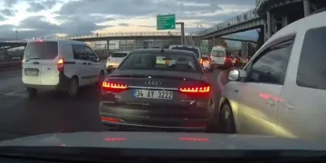 İki vatandaşı 3 milyon TL dolandırdılar