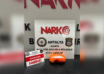 İnşaatın iskelesinden düşen işçi yaralandı
